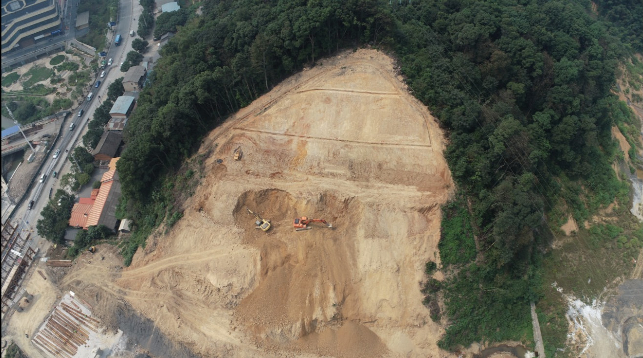 某高速公路附近高邊坡安全監(jiān)測(cè)